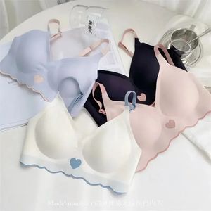 Bras bezproblemowy niewidzialny stanik dla kobiet seksowna bielizna głęboka vneck push do góry darmowe brassiere zdejmowane podkładki bralette bieliznę 231115