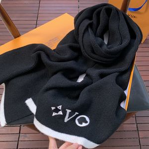 Designer Scarves Cashmere Winter Warmth Luxury Scarf Women's High End Designer Classic Neckerchiefs