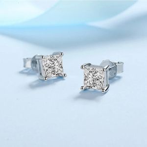 Stud Princess Cut 2CT Diamond Test superato rodio placcato argento 925 D colore orecchini a bottone gioielli coppia regalo 231115