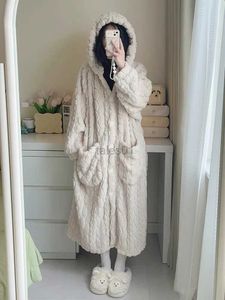 Women's Sleep Lounge Hoodedwomen's Winter Bathrobe Pockets Long Sleeve Warm Laides Dressing Gown Fleece Thicken Single Breasted Homewear for Female zln231116