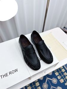 the row Runway Soft Shoes Loafers Artisanally-crafted Loafer Paneled Matte Calfskin Natural Pleating Effect Hand-painted Leather Fashion Designer Sole 35-40