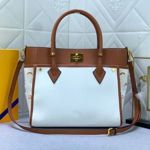 Bolsa tote de designer grande bolsa de ombro fashion no meu lado bolsa feminina de lona e couro de vaca bolsa crossbody carteira clássica de grande capacidade bolsa de escritório de negócios bolsa para laptop