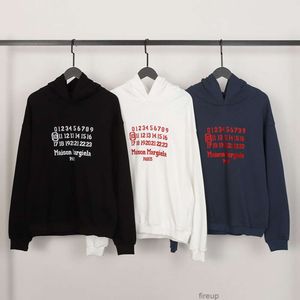 Sweatshirts Mens Womens Designer Hoodies Fashion Streetwear Margiela Style Mm6 Classic Calendar Embroidered Digital Autumn Loose Fitting Hooded Sweatshirt Men W