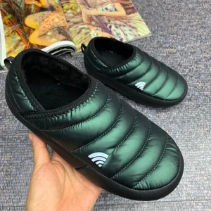 2024 novos tênis de corrida luxurys designer moda botas homens mulheres favoritas preto viagem qualidade borracha andando tênis inverno baixo tornozelo bota quente caixa de sapato casual