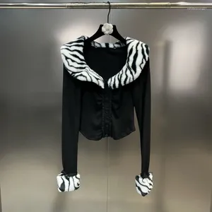 Kadın Örgü Borvemays Sıradan Kadın Örgü hırka siyah beyaz zebra desen patchwork sahte kürk yakalı uzun kollu tek göğüslü gömlek