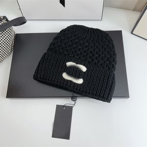 Ladies Luxury Knitted Hat Designer Beanies Men Women Casual Caps Winter Fashion Beanie Outwear Classic Letter Cap Multiple Styles