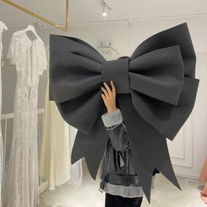 Dekoracje świąteczne DIY Giant Bow Waiting Wiszący Wisianty Ozdoby gąbkowe Papier 3 mm materiał materiałowy sklep restauracyjny Wedding Home Decor 231115