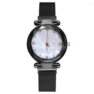 Wristwatches High-End Watch Ladies Vibrating Network Red Mesh With Trend Quartz 2 Rupees Items Reloj Para Mujer