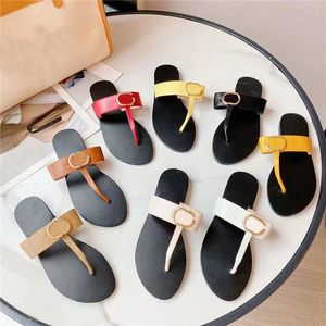 2023 Luxus-Designer-Sandalen für Frauen Modemarke Classic Floral Brocade Slides Flats Leather Rubber Heatshoes Platform Flip Flops Beach Shoes