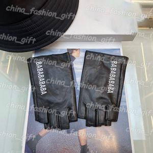 Women Letter Gloves Luxury Leather Gloves Classic Black Sheepskin Glove Outdoor Ladies Warm Mittens With Box