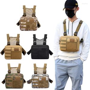 Utomhusväskor Streetwear Bag Men Tactical Vest Crossbody Chest Packages för 2023 Fashion Punch Equipment Man