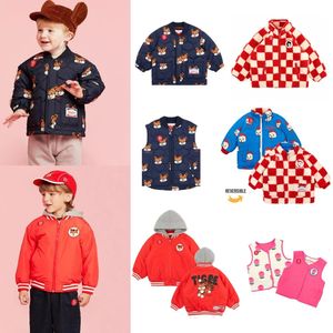 Set di abbigliamento Bebe Korean Kids Down Jacket Coat 2023 Cartoon Stamped Girl Boy Outwear Outwear Child Children Warm 231115