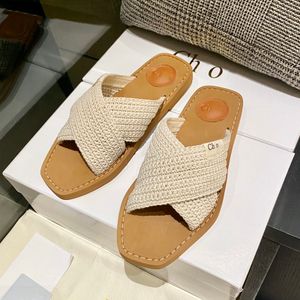 Ny designer trä sandal designer tofflor sluffy platt bottomed mule tofflor flerfärgade spetsbrev canva sommar hemskor lyxmärke chl01 sandles storlek 35-42