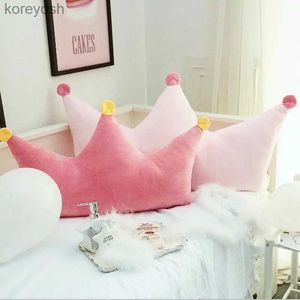 Pillows Baby Plush Toy Cartoon Crown Shape Pillow Pink Cushion Gift Birthday Party Room Decoration Boy Girls Sleeping Bedding PillowsL231116