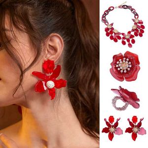 Charm Hot Sales Fashion Big Flowers Drop Cystal Earrings For Women New Tren Harts Acrylic Dangle Ear Jewelry Party Friendship Giftl231116