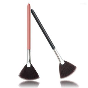 Makeup Brushes Fiber Hair Fan Brush Loose Powder Remaining Beauty Tools Wholesale Cosmetics