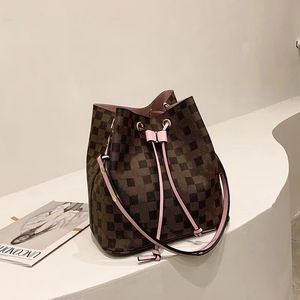 Deniz NEONOE MM kova çantası yaz Damier Azur Canvas Drawstring Çantası Lüks Tasarımcı Navigasyon Halatları ve Zincirleri Omuz Çantası Deri Çapraz Cisim