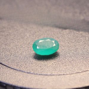 Promotion natural Emerald loose stone oval cut natural Columbia emerald loose gemstone for ring 4mmx6mm to 5mmx7mm