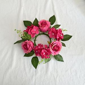 Dekoracyjne kwiaty Piękne, niezgodne, wykwintne stolik świecznika Fałszywe kwiat róża Garland wielokolorowa dekoracja obiadowa