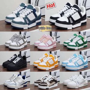 New designer shoes Embossed Trainer Sneaker white black sky blue green denim pink red luxurys mens casual sneakers low platform womens trainers Size 36-45