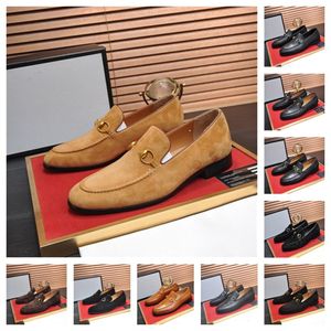 40 Stil At Bitlik Loafers Elbise Ayakkabı Tasarımcısı Erkekler Deri Mokasen Düz Mule Loafer Terlik Çikolata Fildişi Kayısı Yıldızlar Arılar İşlemeli Günlük Ayakkabılar 38-46