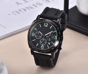 2023 High Quality Luxury Men's Watch Diving Super Luminous Navy 6 Second Hand Display Quartz Watch
