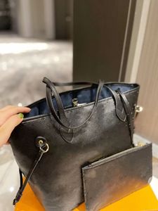 2023 Czarna klasyczna torba na ramię designerka torba Messenger Luksusowa portfel Kobiety Kupowanie duża pojemność Tote Wild Travel Family XB40074