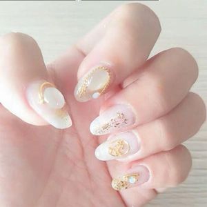Nagelkonstdekorationer strass för naglar små oregelbundna pärlor 3d dekoration i hjultillbehör manikyr tips