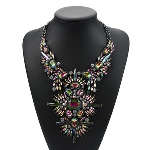 Chokers Fashion Indian Vintage Crystal Rhinestone Large Choker Necklace Women Bohemian Statement Charm Big Bib Collar Necklace Jewelry 231116