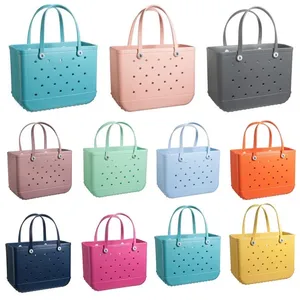 Summer Beach Bogg Bag Stor kvinnlig designer PVC EVA Tote Shopping BOG Väskor Korgväskor Cusom Lady Lagring Washable Silicone Bog Bags