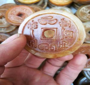 Chinês raro antigo esculpido à mão 100 moeda de jade marca KANGXI01232920034