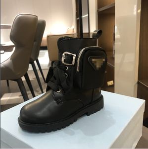 PRA2023new Beliebte elastische Kinder-Martini-Stiefel mit Schnürung, Schneestiefel, Cartoon-Mädchenschuhe, Designer-Wanderschuhe mit weicher Sohle, geeignetes Weihnachtsgeschenk für Simbakids, Größe 26–35