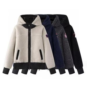 2023 Autunno/Inverno nuove donne moda con cappuccio ispessito giacca di lana di agnello cappotto sciolto caldo giacche corte Top femminile