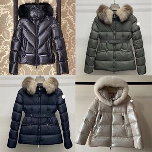 Jackets de puffer com capuz de inverno Parkas Slim Bordeded Bordge com gola de pele de chapéu espessada por calor e jaqueta esbelta