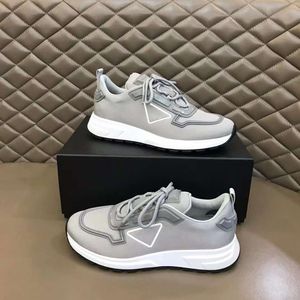 Fashion Men Casual Shoes Brand Soft Calf Running Sneakers Italy Hot Popular Black White Blue Low Top Elastic Band Calfskin Designer Casuals Athletic Shoes Box EU 38-45