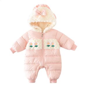 Rompers Sweet Baby Girls Winter Romper Thicken Hooded Infant Jumpsuit Cute Flower born Girl Onesie Korean Kids Outfit 231116