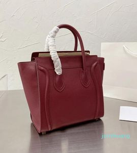 Женская тотация ниша дизайн модные пельменные мешки с сумочка сумочка ручная сумка одно плечо кожаные мини -тоты 2022 22