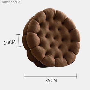 Kudde/dekorativ ny simulering Little Biscuits Doll Cushion fylld runda kakor plyschleksaker Kreativ mjuk stol bil för barngåvor