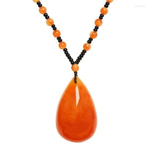 Pendant Necklaces Vintage Ethnic Style Amber Color Resin Necklace Men Women Party Casual Choker Beads Rope Sweater Chain Luck Jewelry Gift