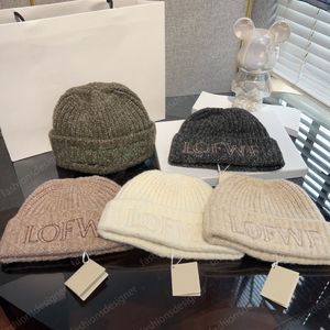 Beanie Designer Beanie Winter Hats Spanish Trend Autumn and Winter Beanie Fashion Warm Ull lyx Män och kvinnor broderade brev Bonnet Beanie