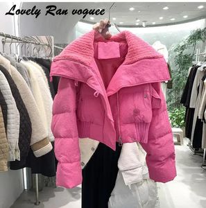 Kvinnor Down Parkas Thinken Crop Jacket Kvinnor Fur Turtleneck långärmad varm kvinnlig Parka Coat 2023 Winter Street Loose Puffer Cotton Padded 231117