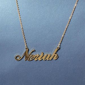 A-Z Anpassade namnbokstäver Guldhalsband Kvinnor Rostfritt stål Choker Mens Fashion Hip Hop Jewelry Diy Letter Pendant Necklace310c