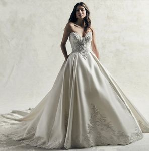 2024 Luxury Ball Gown Wedding Dress Satin Sweetheart Beading Crystals Pärlor Applices Brudklänningar Vestido de Novia Casamento Custom Made Made