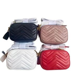 Högkvalitativa Luxurys Designers väskor handväska Pures Woman Fashion Clutch Purse vid poolen Multi Pochette Chain Bag AAA