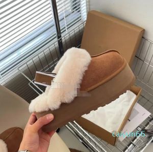 Hot Sell Classical Thick Soled Slippers Mini Women Snow Boots Håll varma start Senaste fårskinn Cowskin äkta läder plysch stövlar