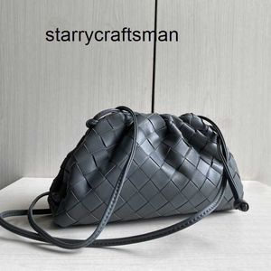 Women Pouch Holding Cloud Bag Botteg Venet Wide Woven Series Toteme Sheepskin Cloud Bag Clip Handbag Messenger Shoulder Grey