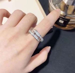 anel de designer senhoras corda nó anel de luxo com diamantes anéis de moda para mulheres jóias clássicas 18K banhado a ouro rosa casamento atacado indefinido