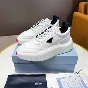 2023 Czarny zespół Lady Comfort Sukienka Sport Sport Sport Sneaker Męskie buty skórzane