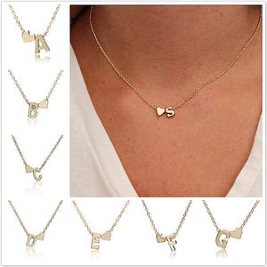 Pendanthalsband 26 Stylkedja Halsband Fashion Heart Delicate Letter Namn Kvinnors halsbandsmycken CLAVICLE Kedja Z0417