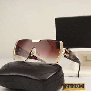 Designer Chanelism Solglasögon 23 Xiaoxiangjia med ramlösa trimmade kanter Fashionabla stor ram Trendig handel med låda
